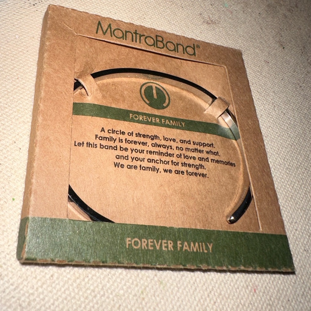 Forever Family Mantraband - Picture 2 of 3